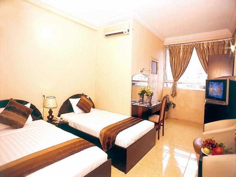 Aparthotel Hanz 82 Sen 2*